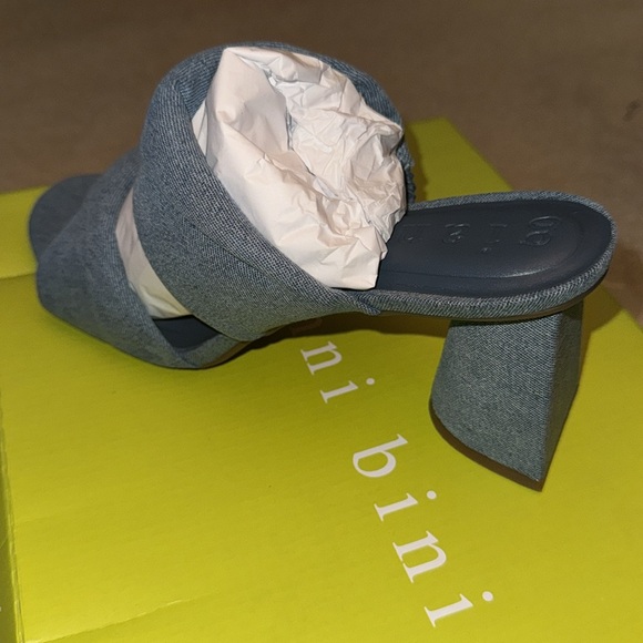 Gianni Bini Denim Heels - Picture 2 of 3